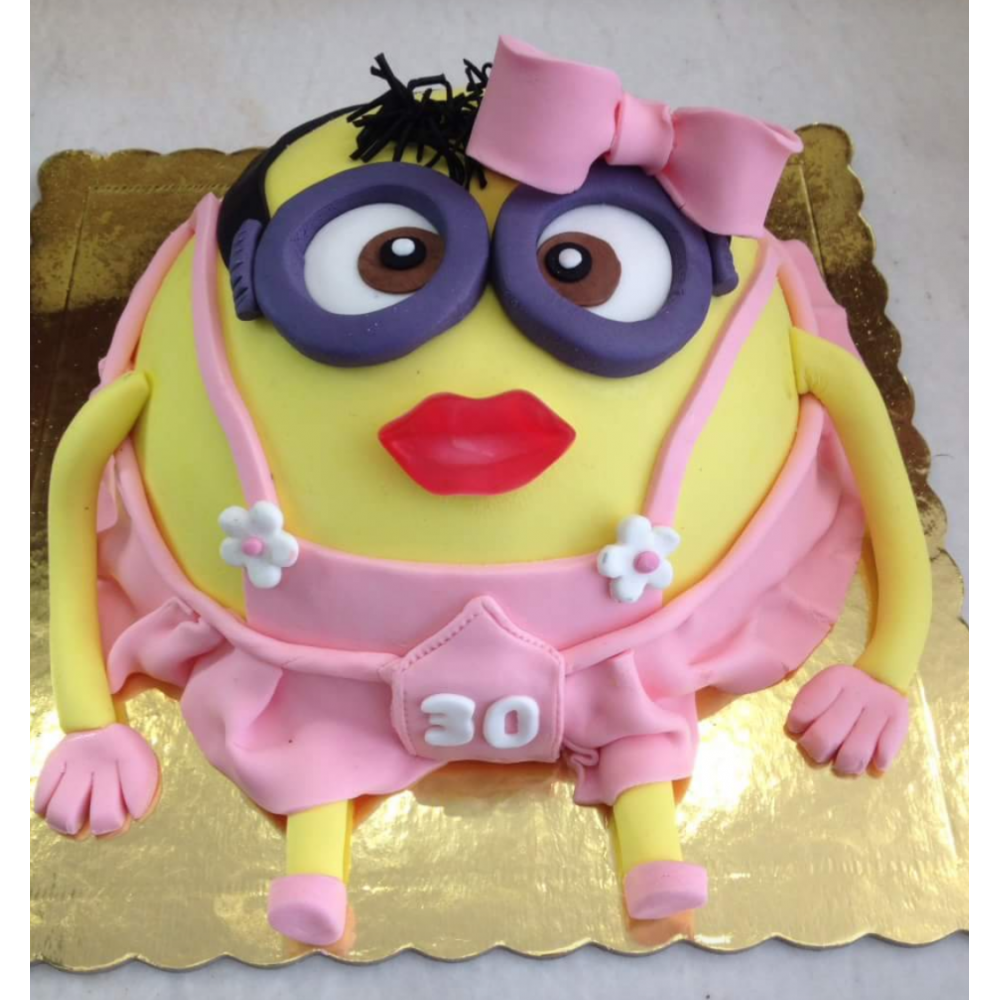 Τούρτα Minion girl / Τιμή κιλού 18,50 €
